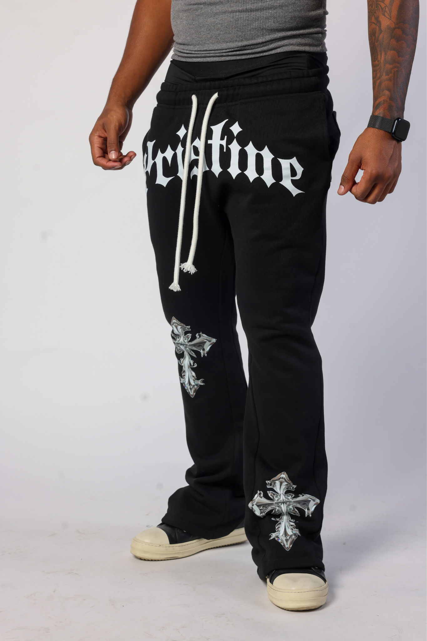 Cross sweat pants